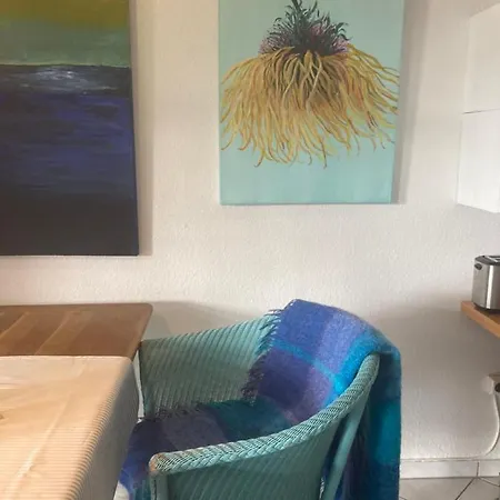 Ich Kenne Ein Haus Am * Neuendorf (Rugen)